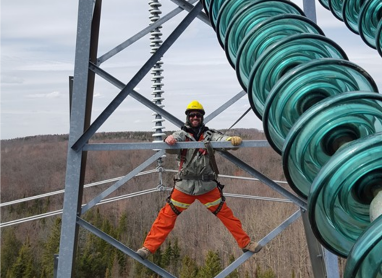 Le gouvernement Legault est en train de privatiser la production d’électricité