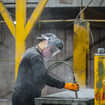 Les usines aussi ébranlées par les coupes en francisation