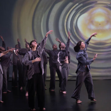 Spectacle des finissantes en danse chorégraphié par Amélie Rajotte